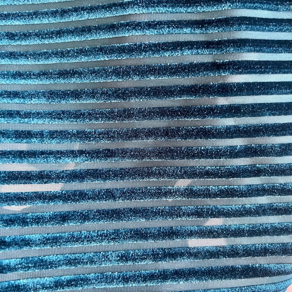 Michael Kors bell sheer long sleeve blouse nwt Teal color sheer - Picture 4 of 4